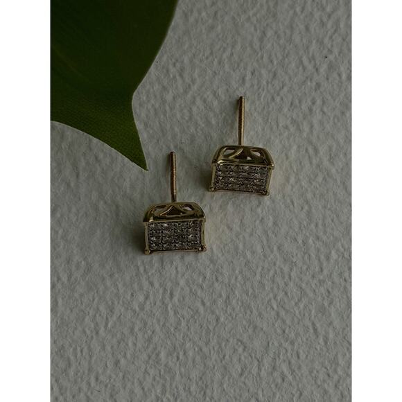 10K Yellow Gold 0.50 ctw Diamonds Stud Earrings